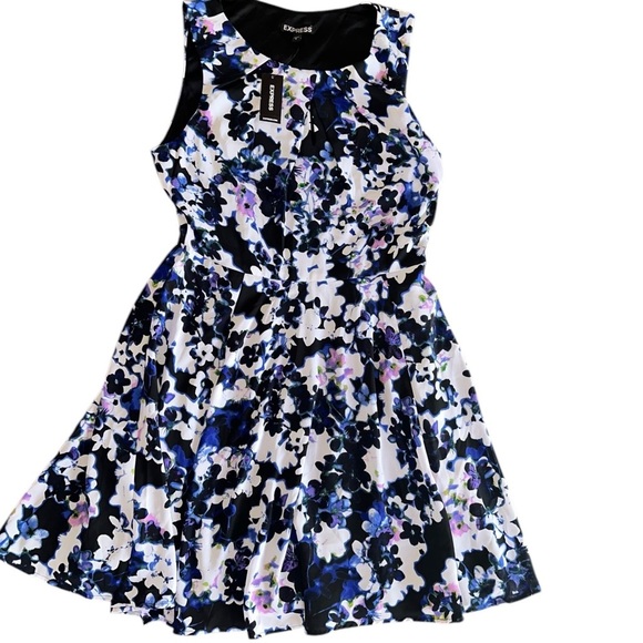 Express Dresses & Skirts - EXPRESS Watercolor Floral Fit & Flare Sleeveless Mini Cocktail Dress Sz 6 ~ NWT